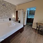 Casa Adrian Două Mai