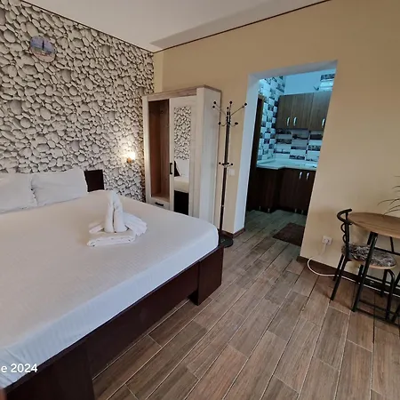 Casa Adrian 2 Mai
